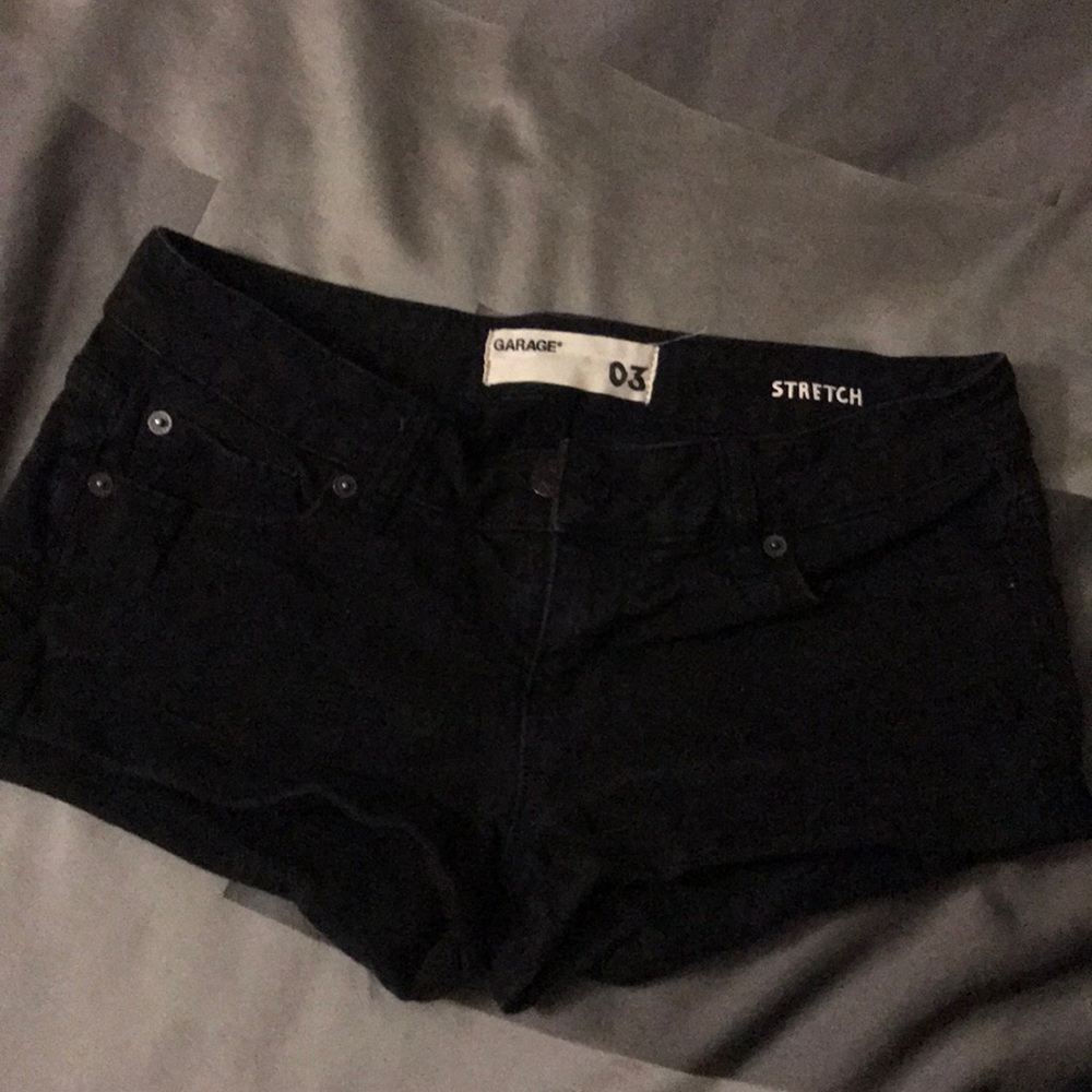 Garage black shorts S03